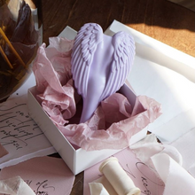 Load image into Gallery viewer, Tangle Angel 2.0 – Detangling Hairbrush in Pastel Lilac / Grey Bristles | Anti-Static, Heat-Resistant, Compact Brush